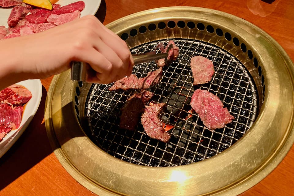 炭火焼肉「遊山」のお肉