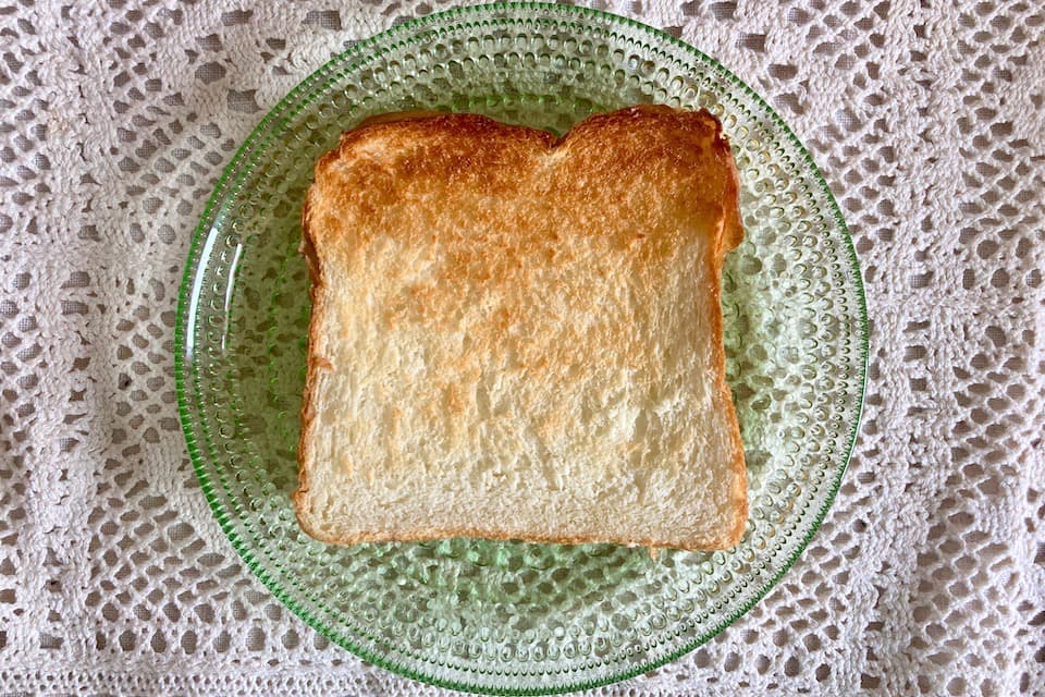 「LITTLE BY LITTLE」の上食パン